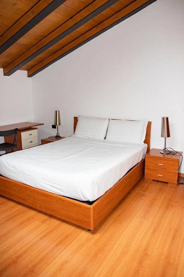 Easy - And Navigli Apart-hotel 2*